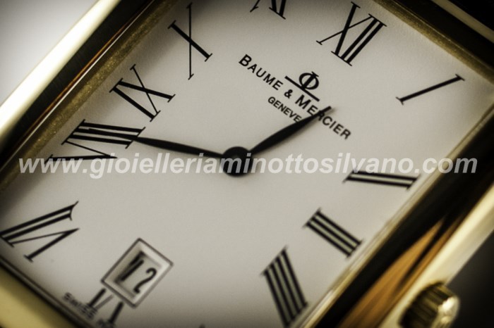 Orologio in oro 18 kt Baume & Mercier MOA06474