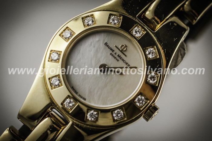 Orologio Baume & Mercier Linea in oro 18kt e diamanti MOA06785